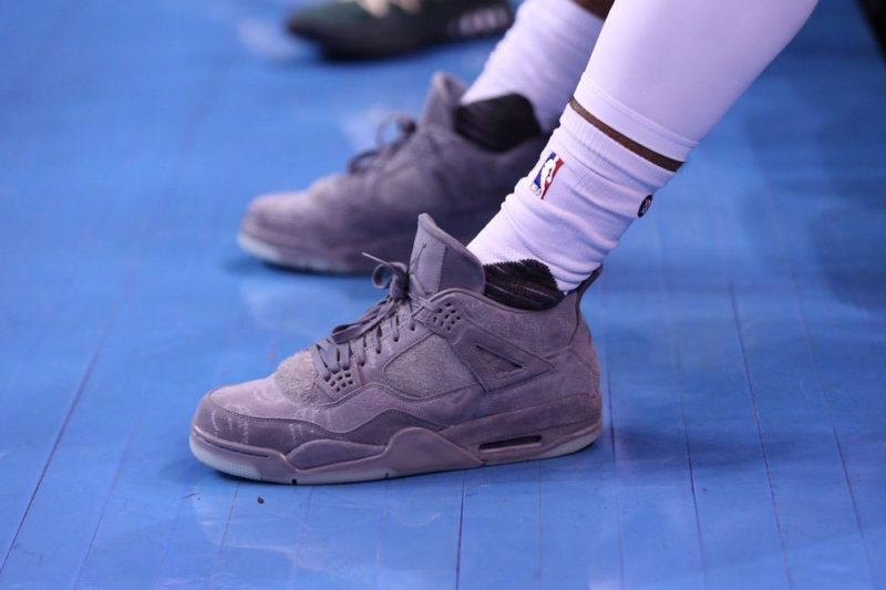 kaws air jordan 4 nba