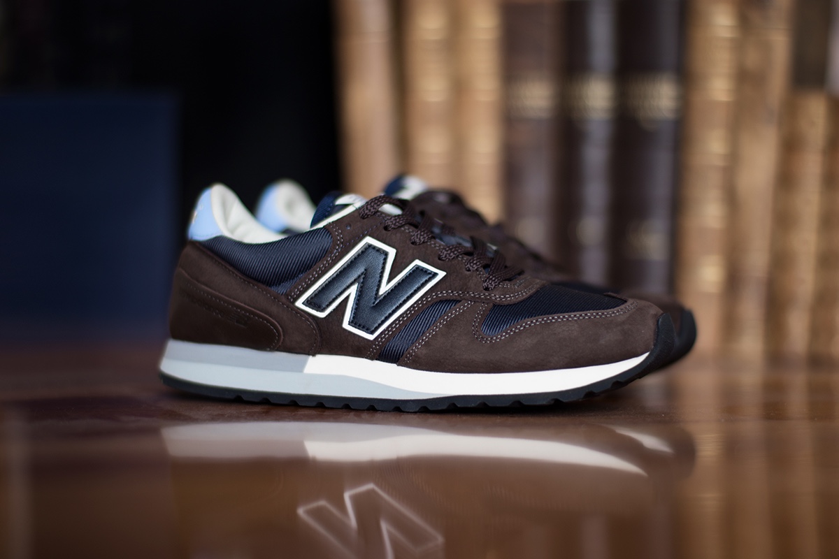 new balance 770 aet