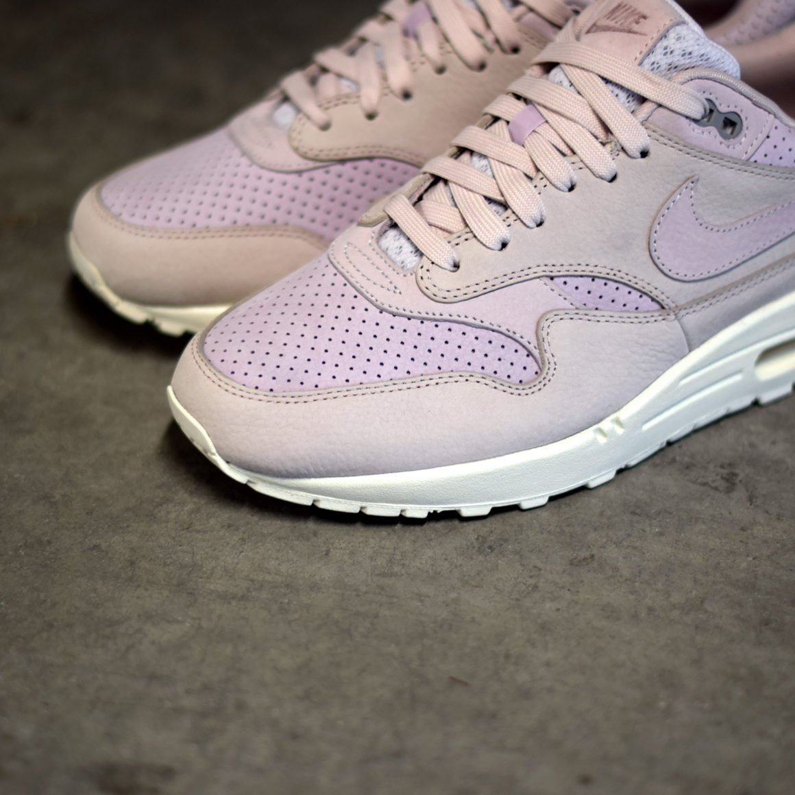 nike air max 1 pinnacle