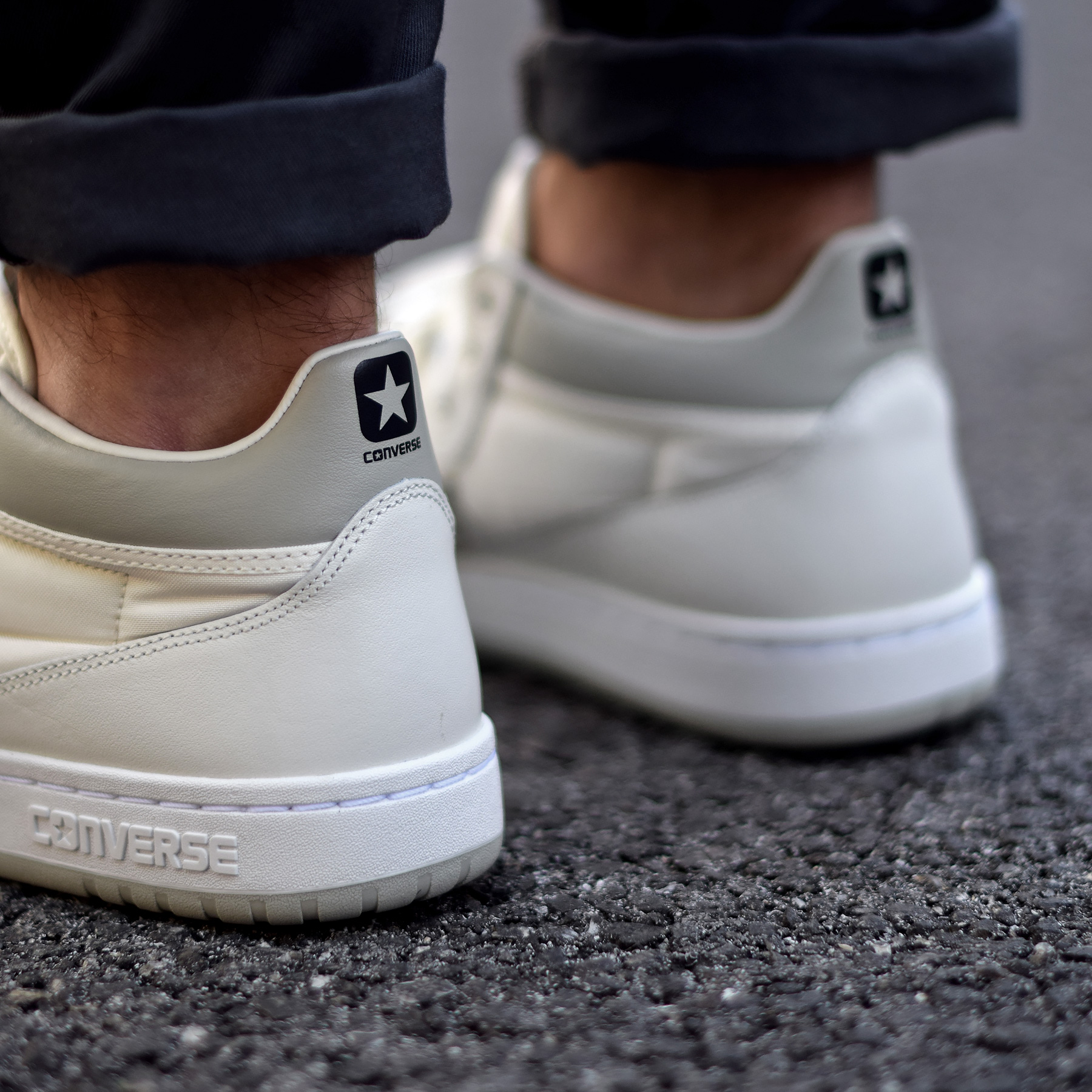 Converse Fastbreak 83 Mid Sneakers