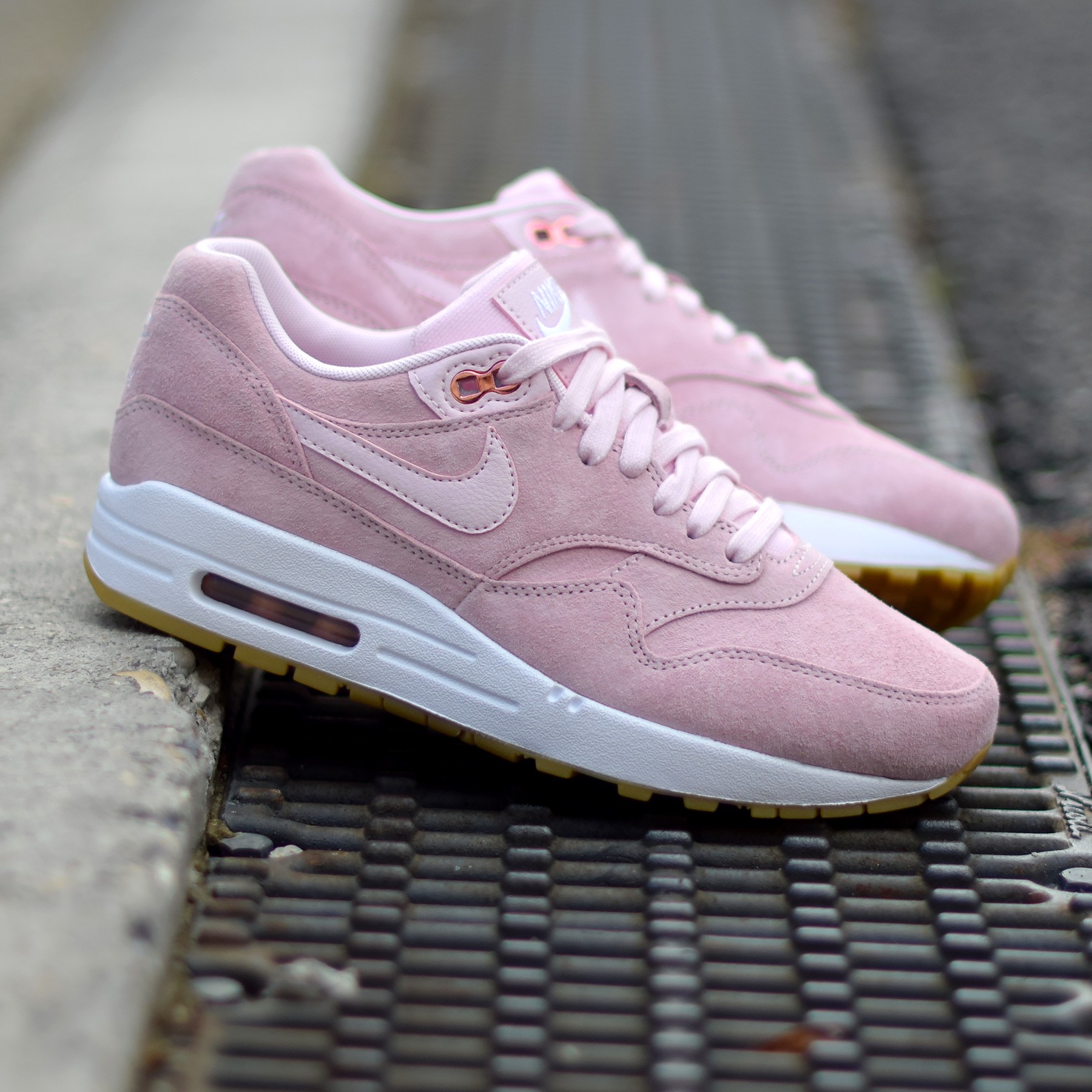 air max 1 rose