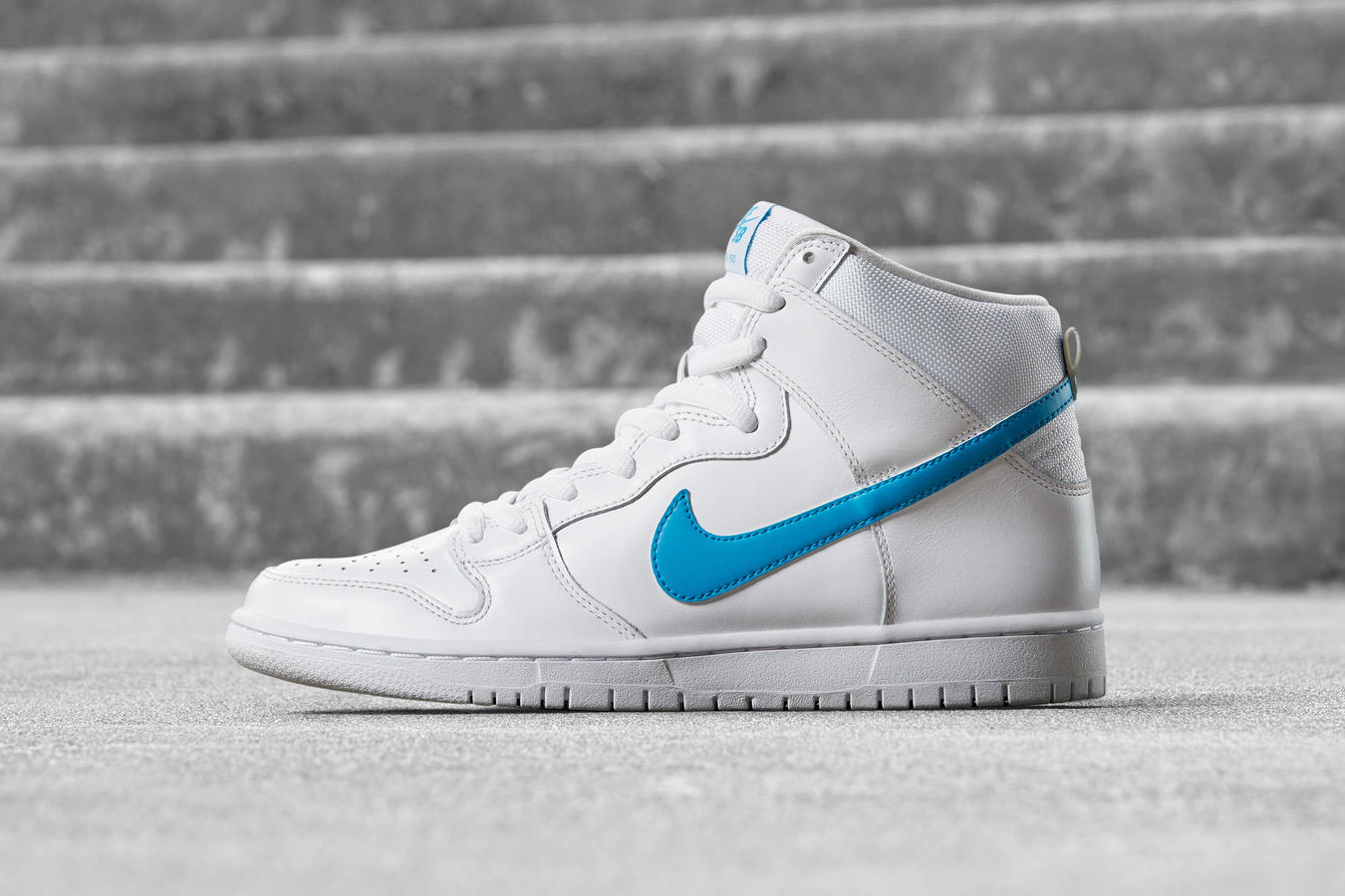 Nike sb dunk mid bleu hotsell