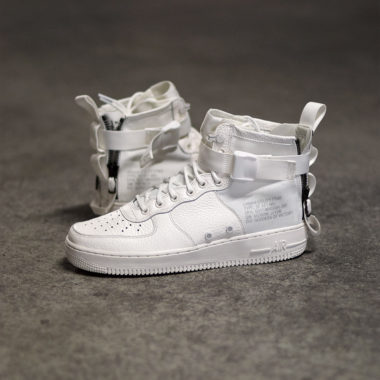 nike sf af1 mid snow