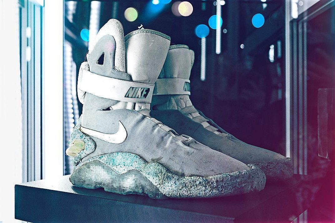 Marty mcfly nike mags top