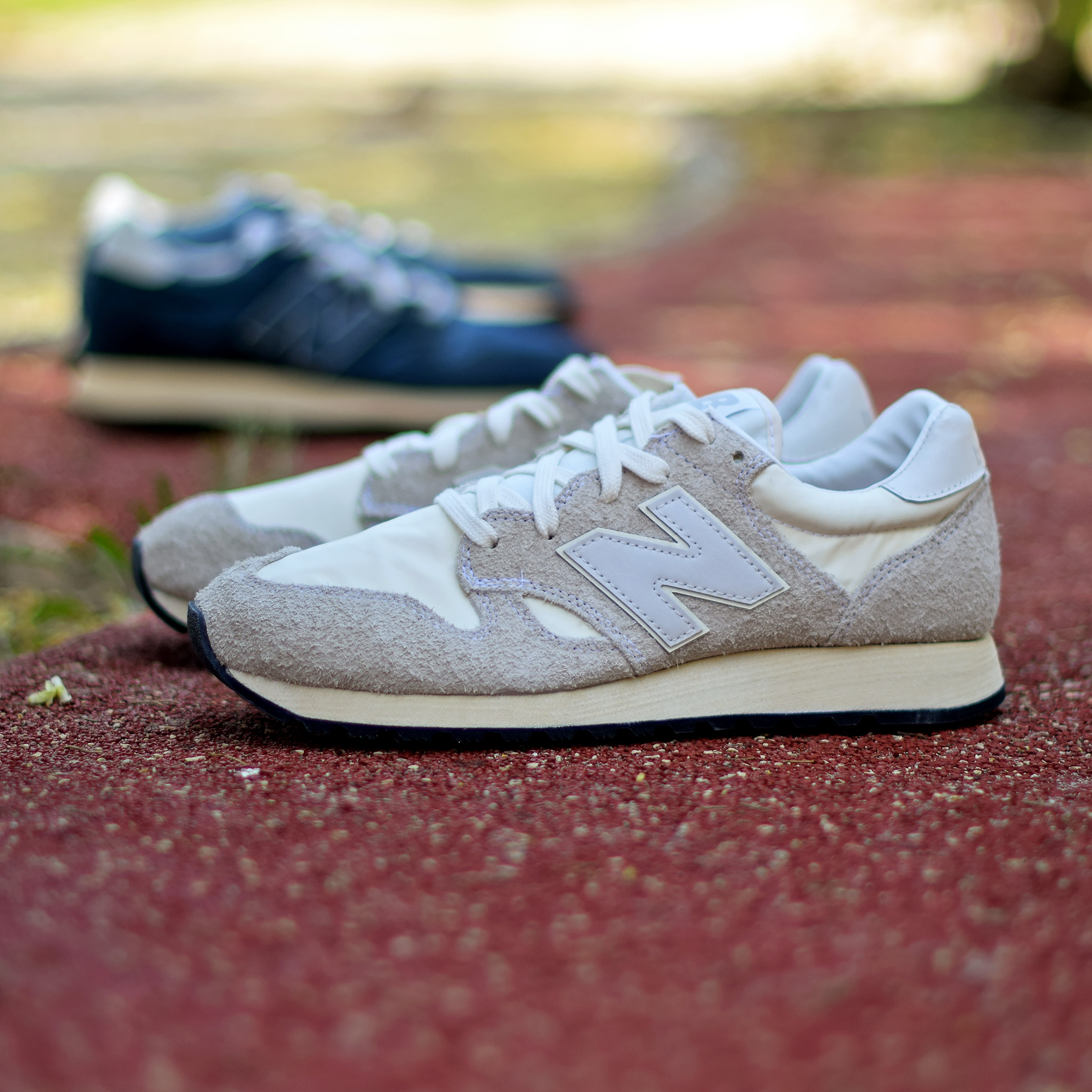 new balance 373 hairy suede