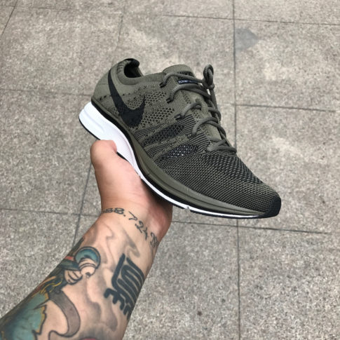 flyknit racer pas cher
