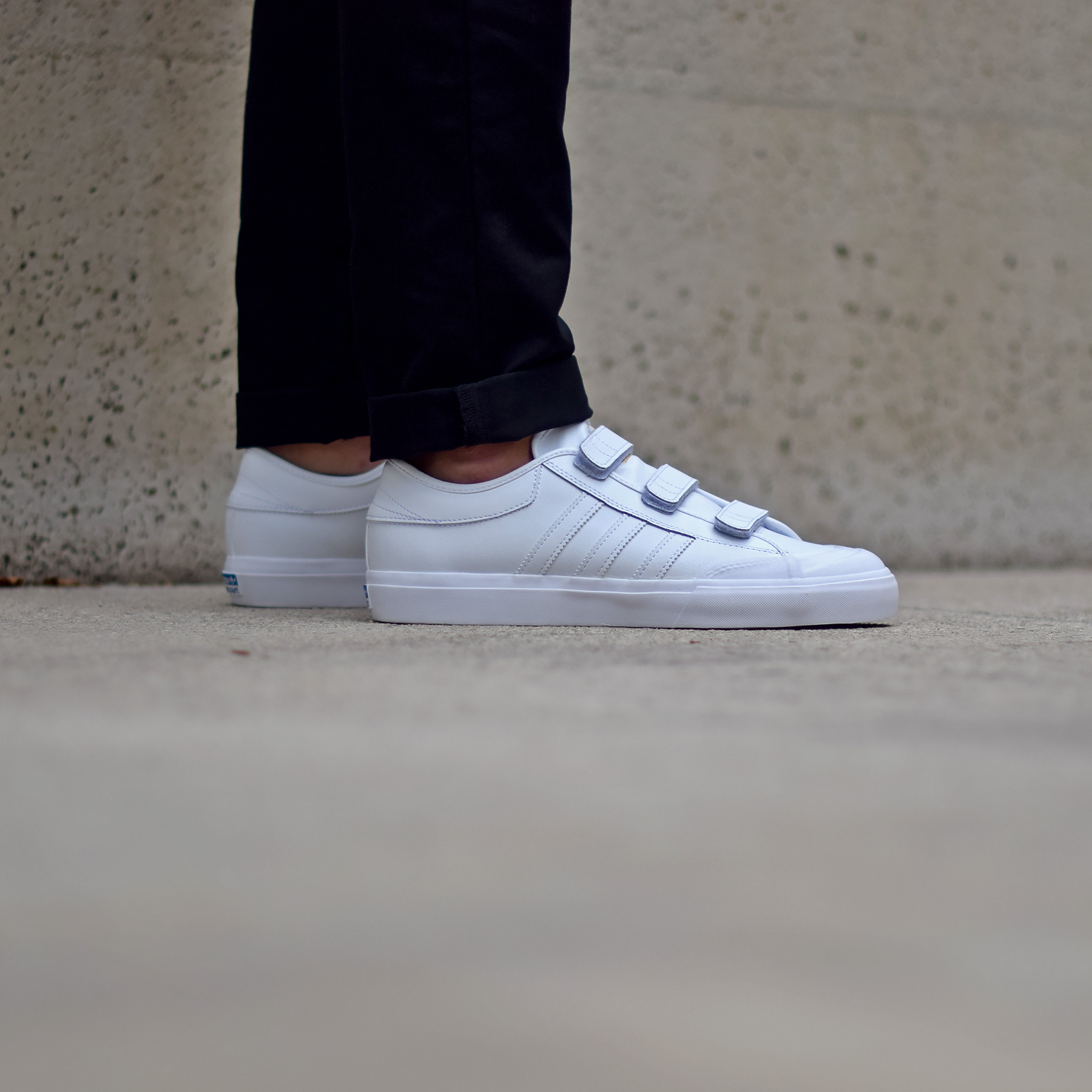 adidas matchcourt blanche