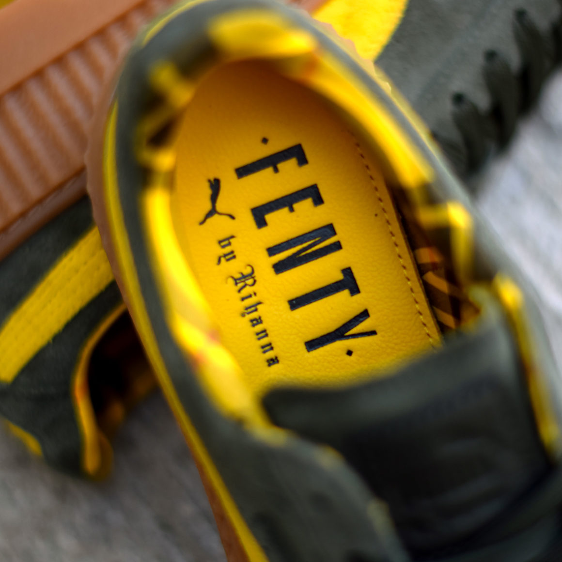 puma cleated creepers bleu