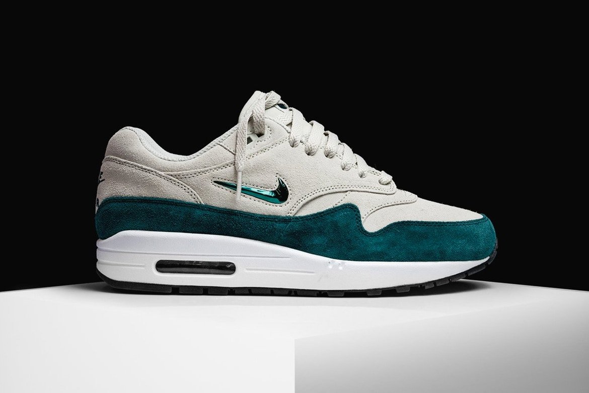 nike air max 1 jewel green