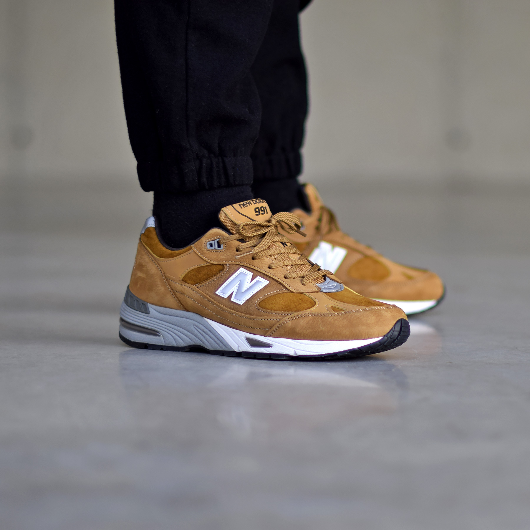 new balance 991 tan