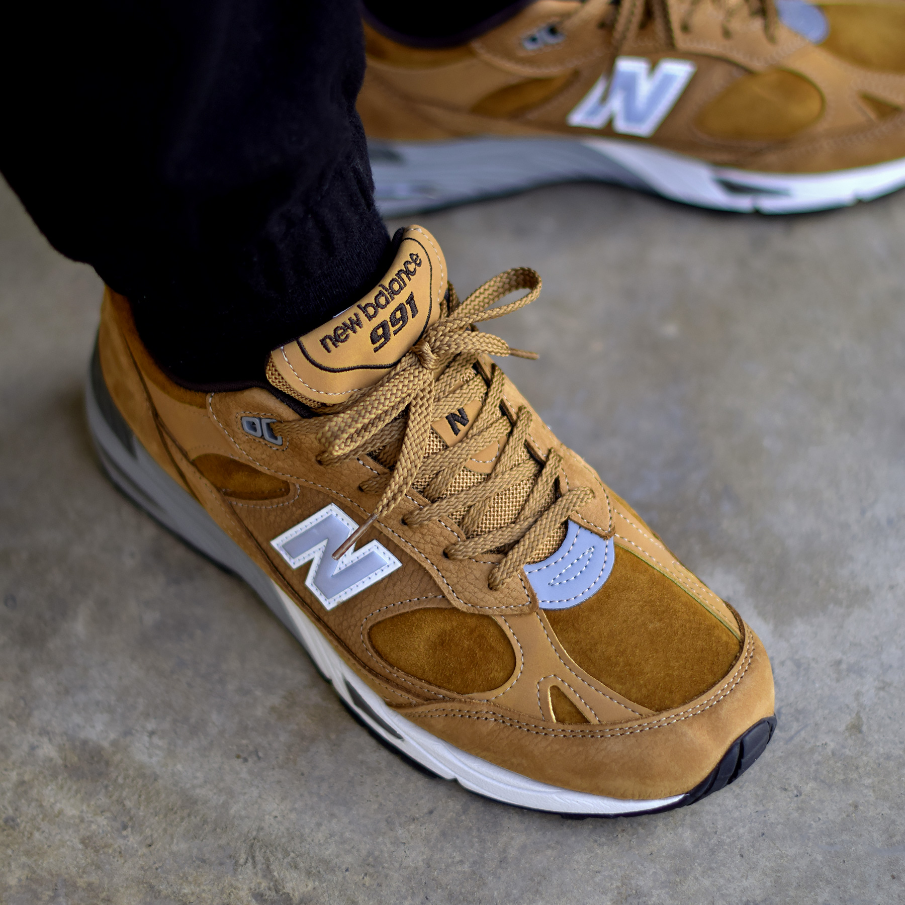 new balance 991 pnt