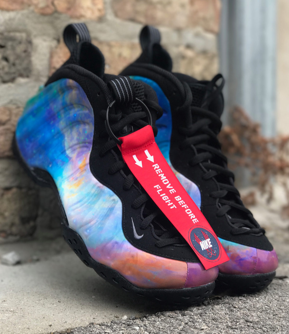 nike foamposite galaxy jordan