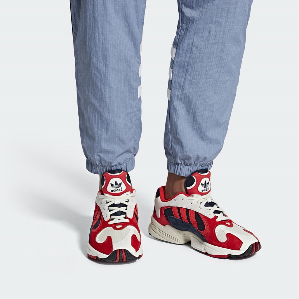 adidas yung 1 rouge et bleu