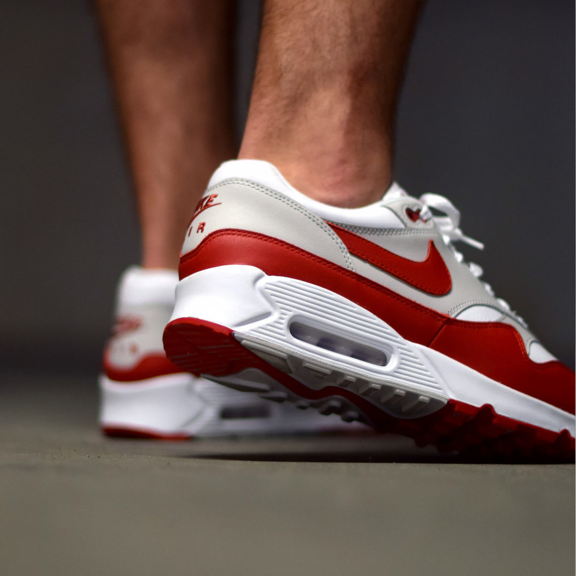 red 90
