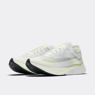 NIKE-ZOOM-FLY-VOLT-GLOWAJ9282_107-1