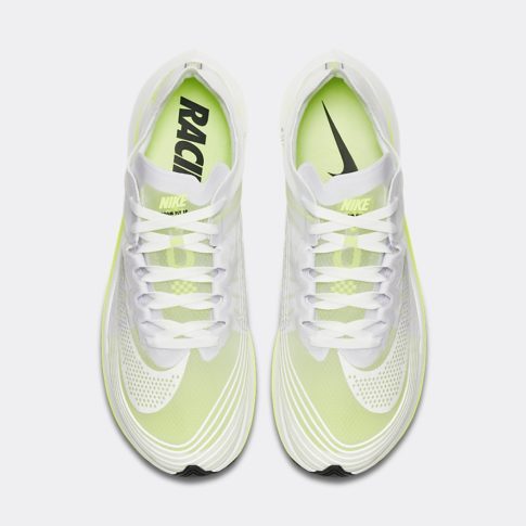 nike zoom fly 2018