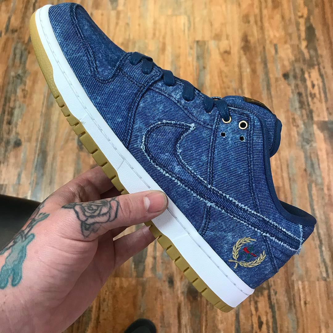 Nike sb deals dunk low biggie