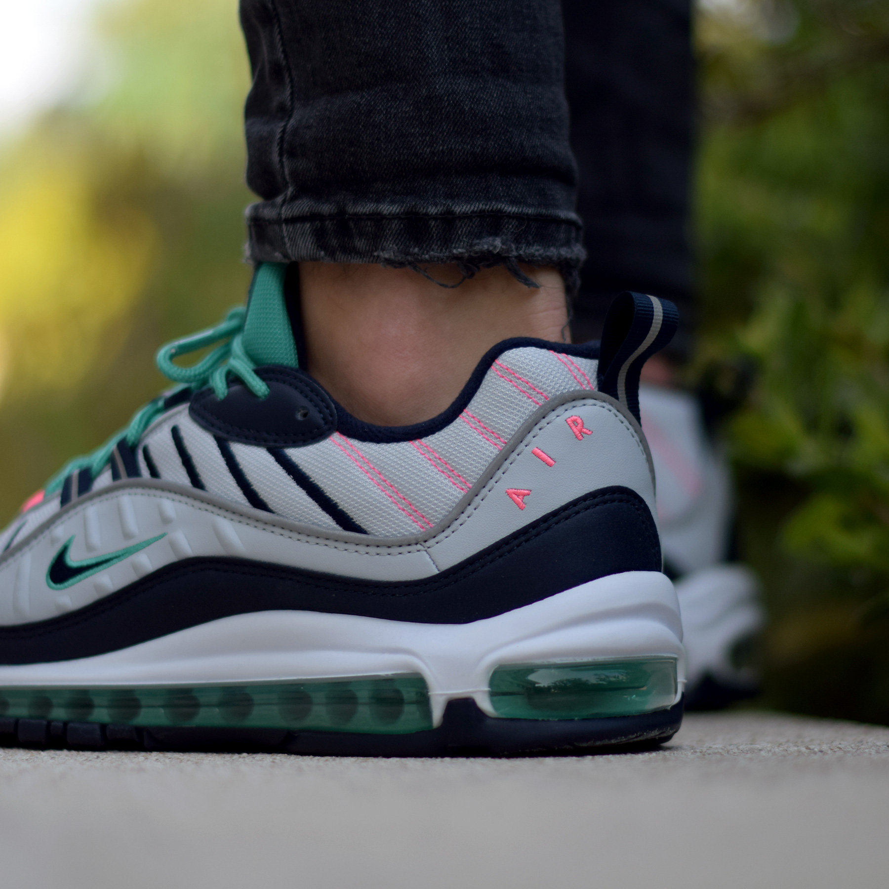 Air Max 98 « Beach » - Sneakers.fr