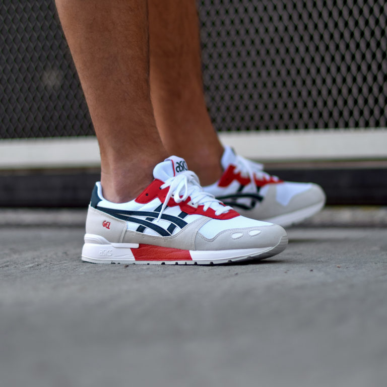 flat feet asics shoes