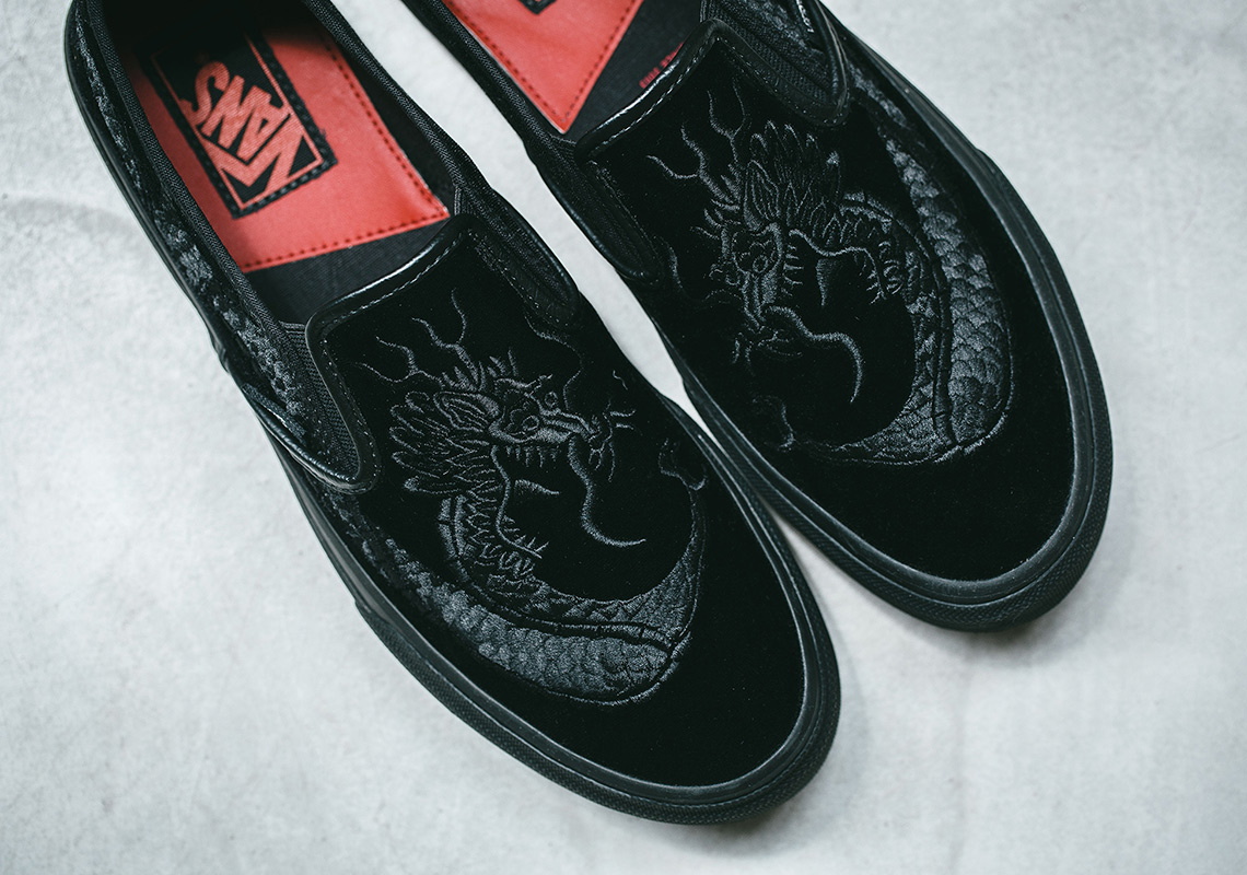 vans slip on deluxe dragon