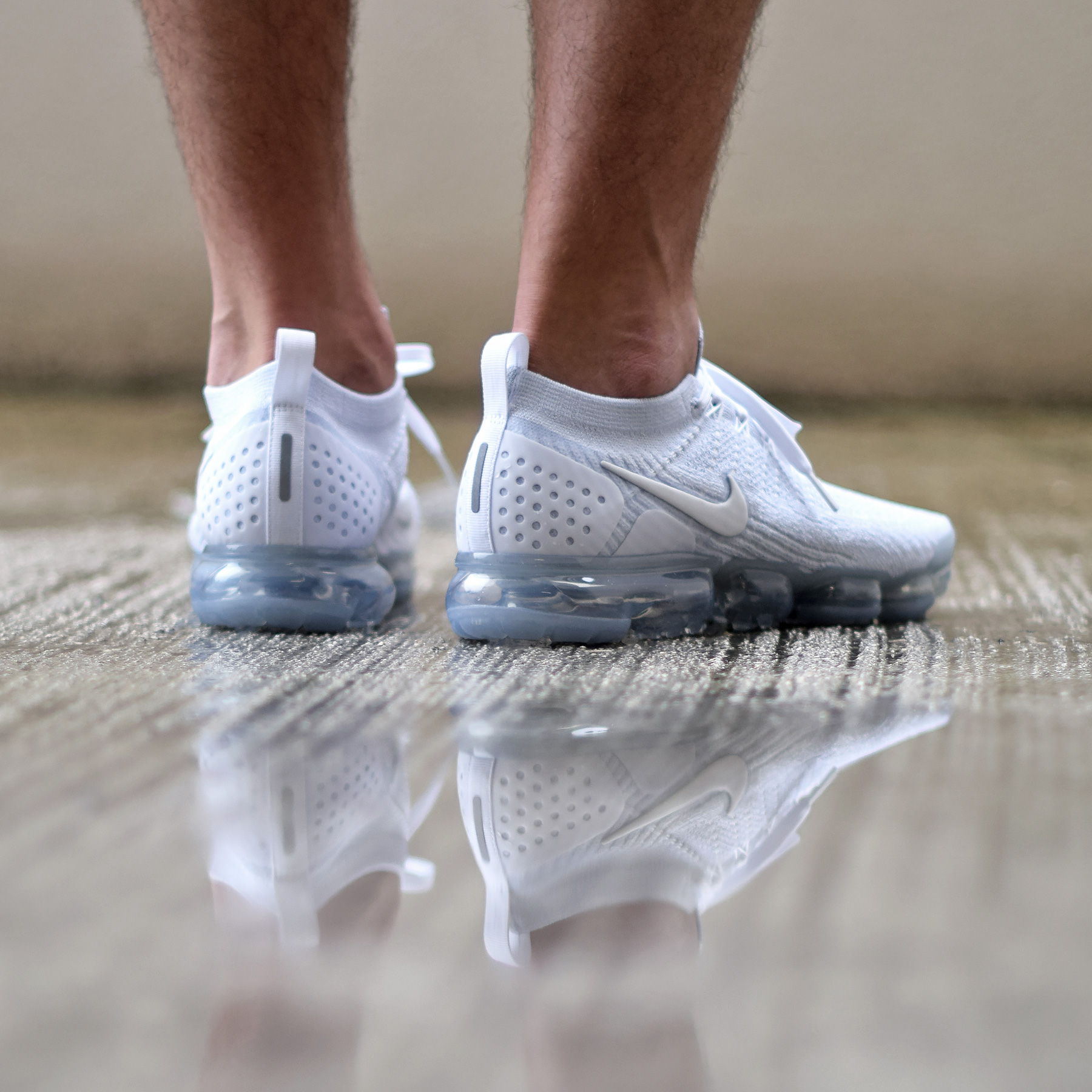 Pure platinum vapormax 2 top