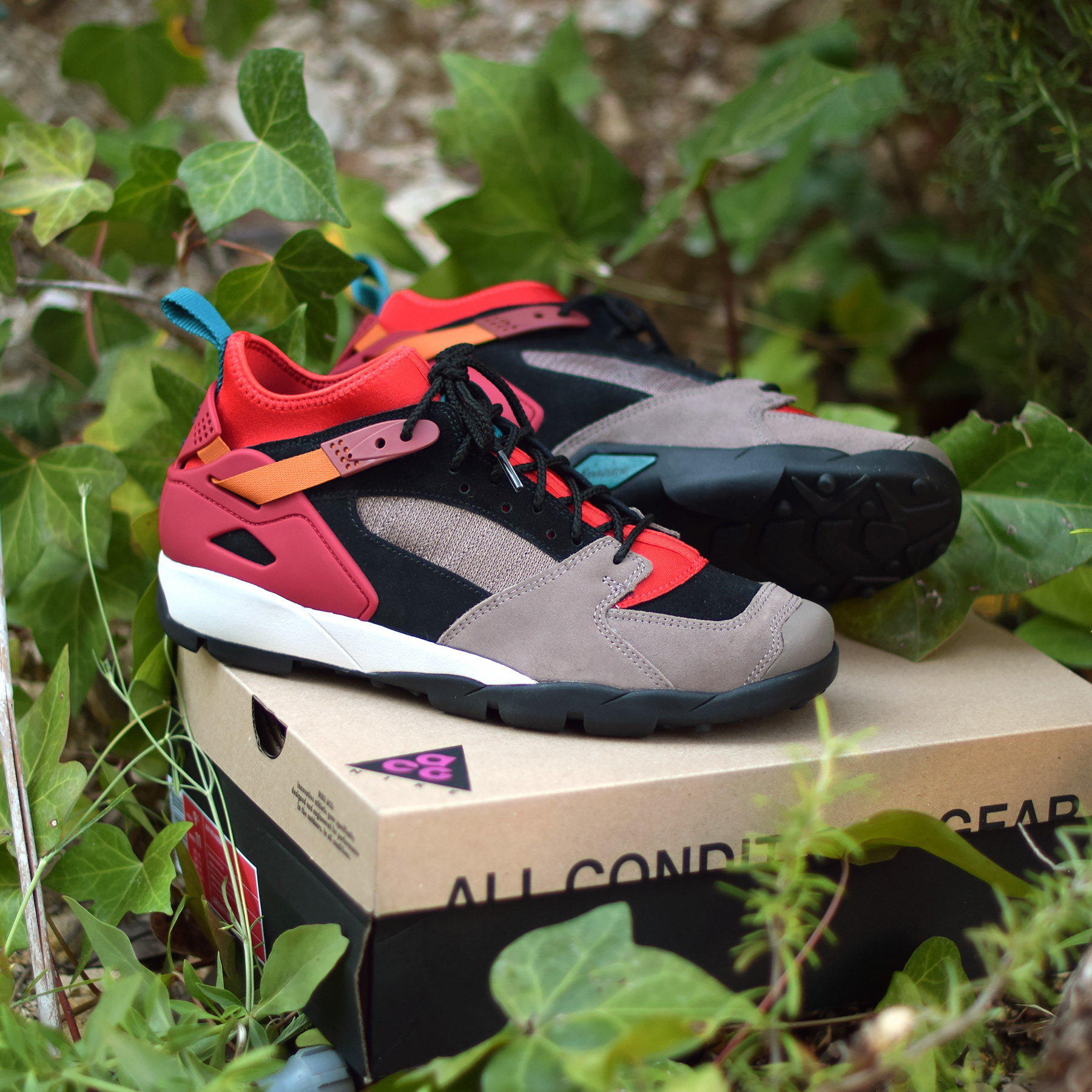 nike acg air revaderchi shoes