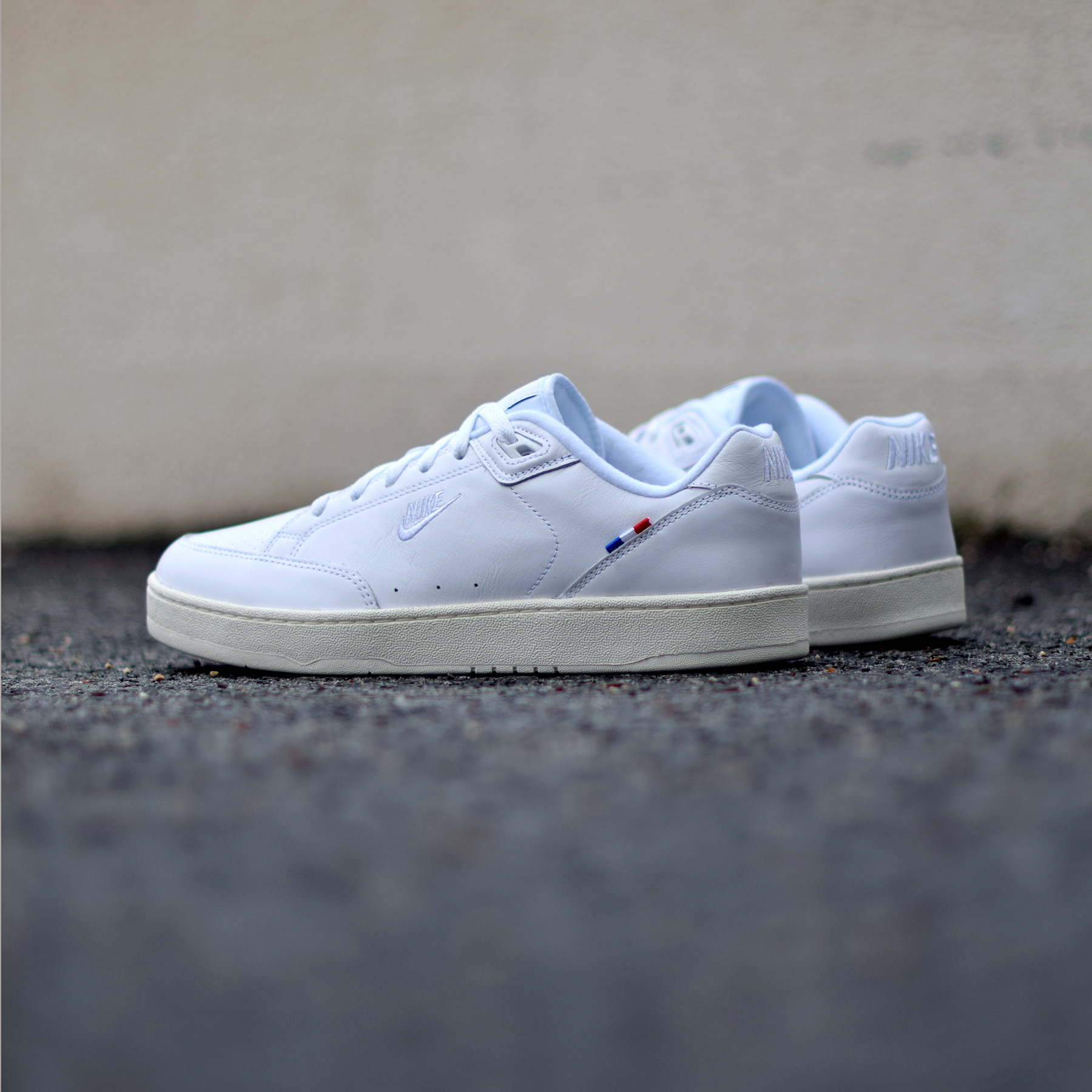 Nike sportswear sales grandstand ii pinnacle