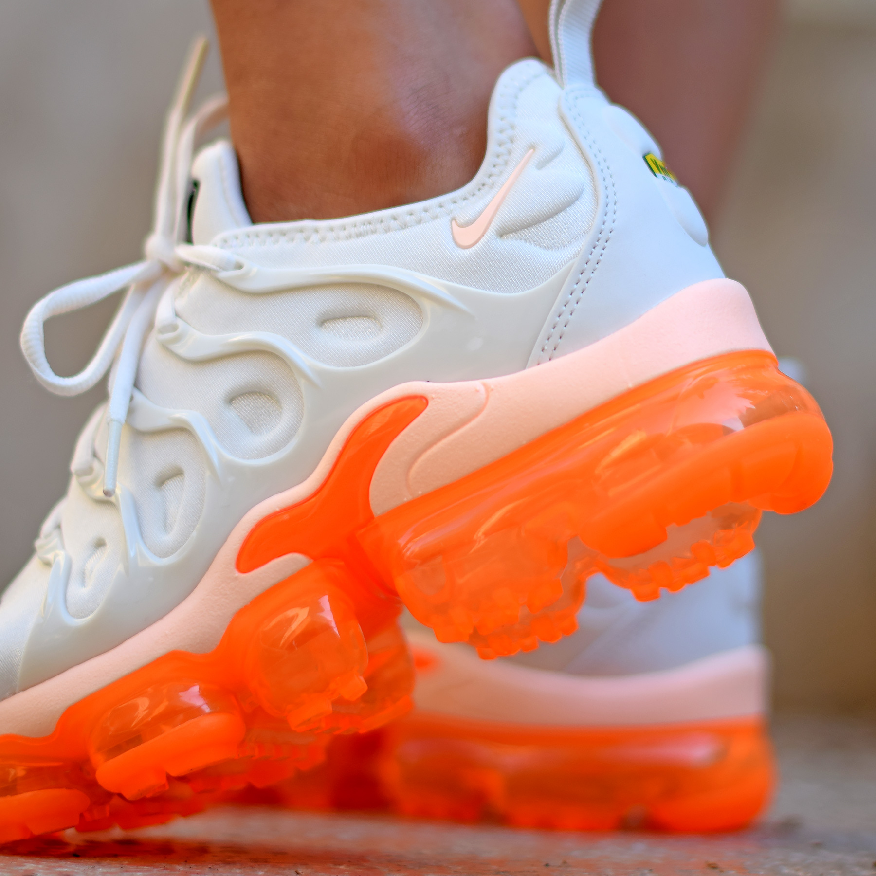 womens vapormax plus creamsicle