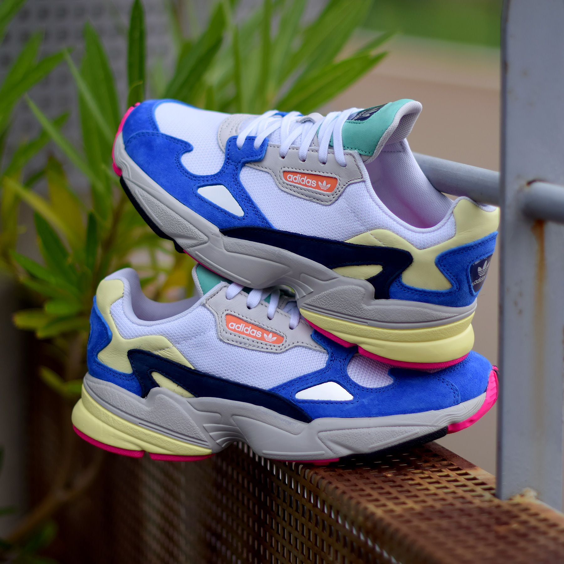 adidas falcon noir multicolore