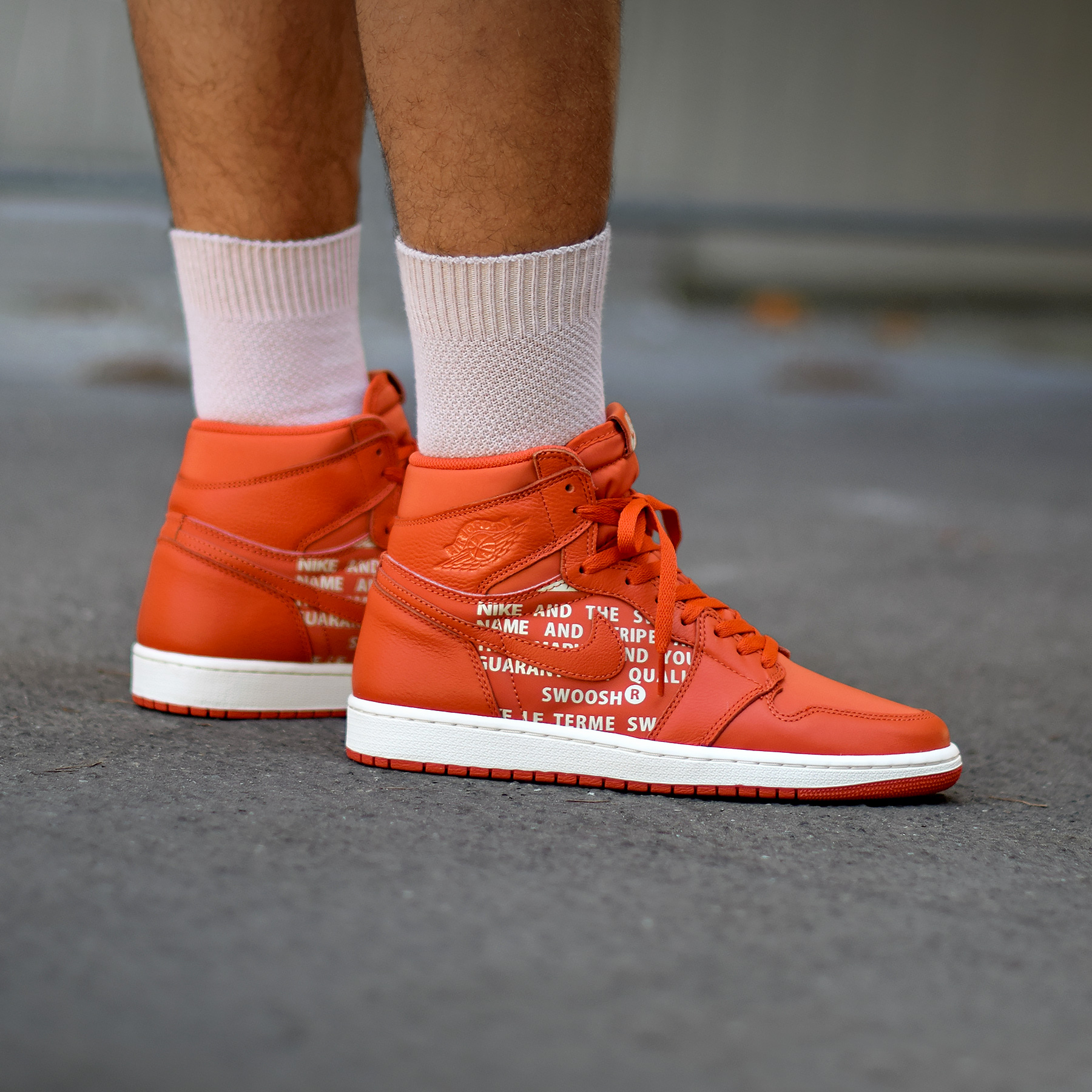 Air Jordan 1 Vintage Coral Nike Air 555088 800