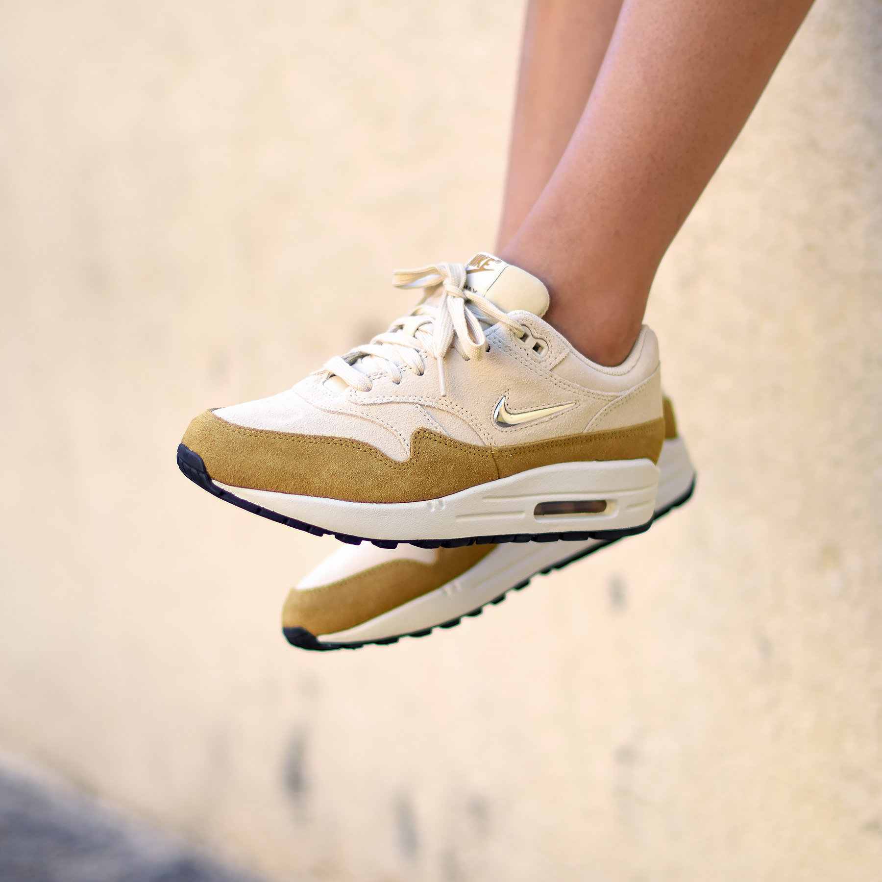 air max one jewell