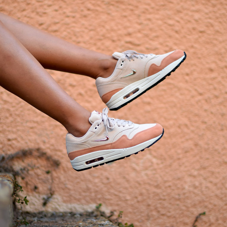 nike air max shopping