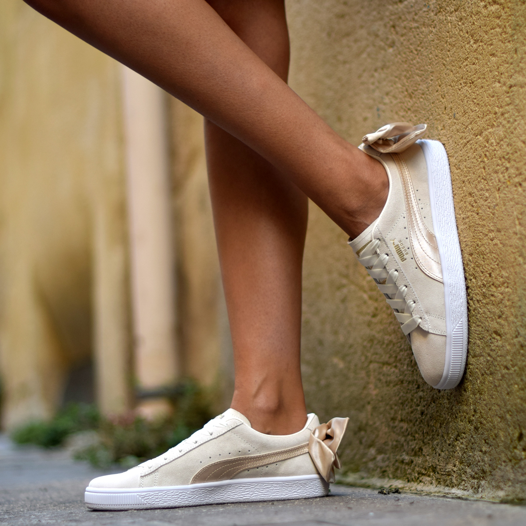 puma suede bow blanche