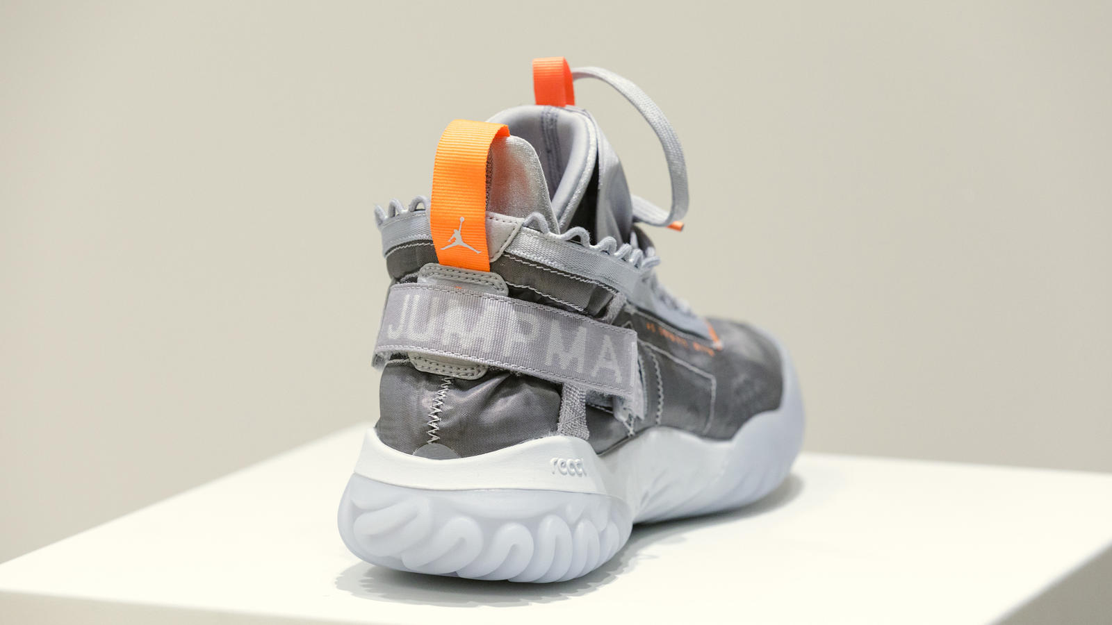 Jordan jumpman react shop