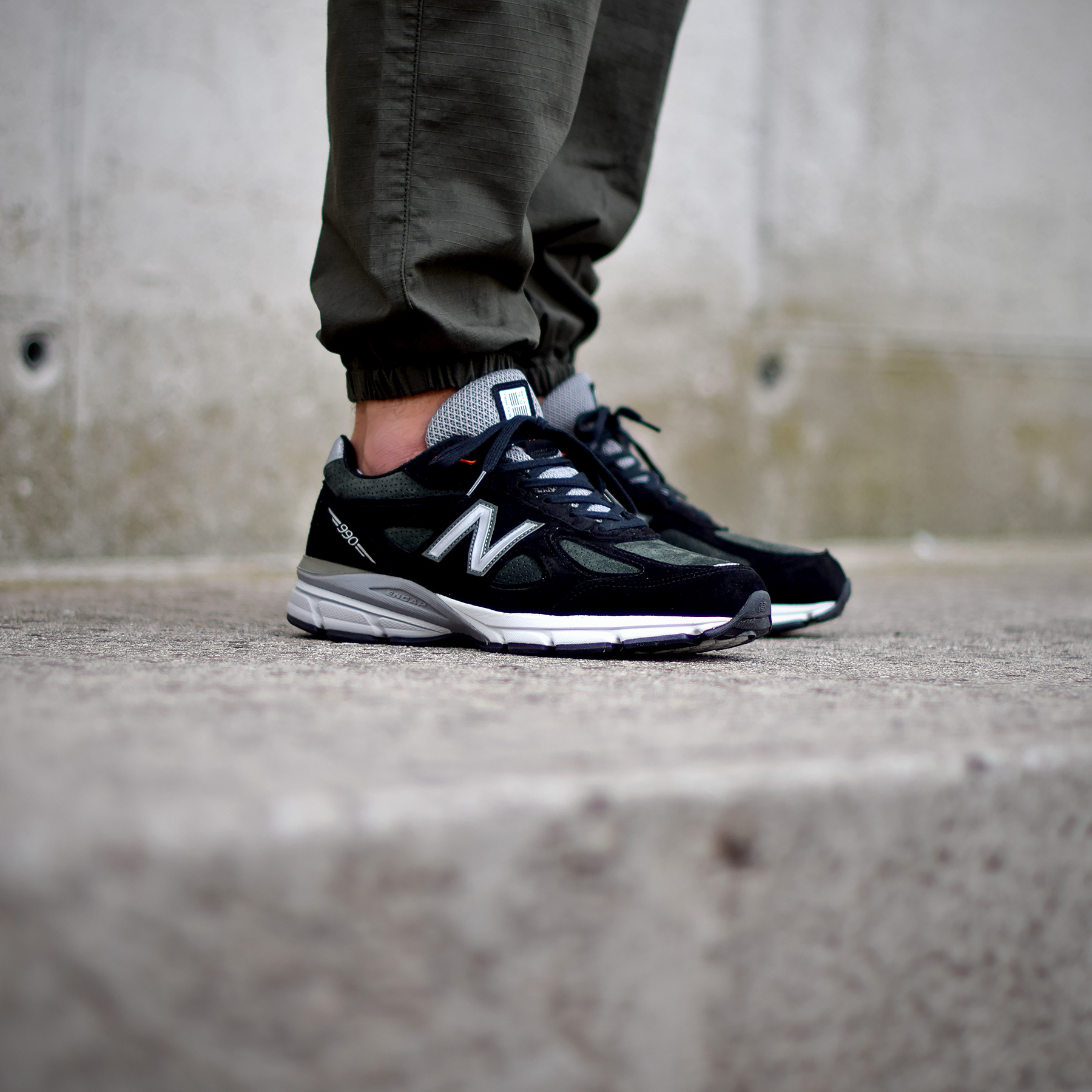 new balance m 990 v4 d