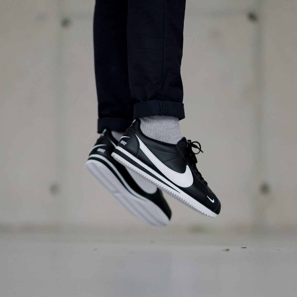 Nike cortez premium multiple swoosh sales