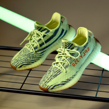 adidas yeezy jaune fluo