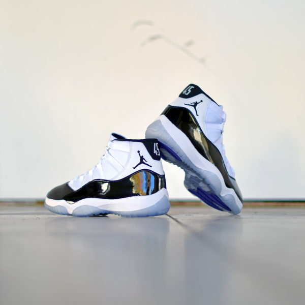 Air Jordan 11 Concord