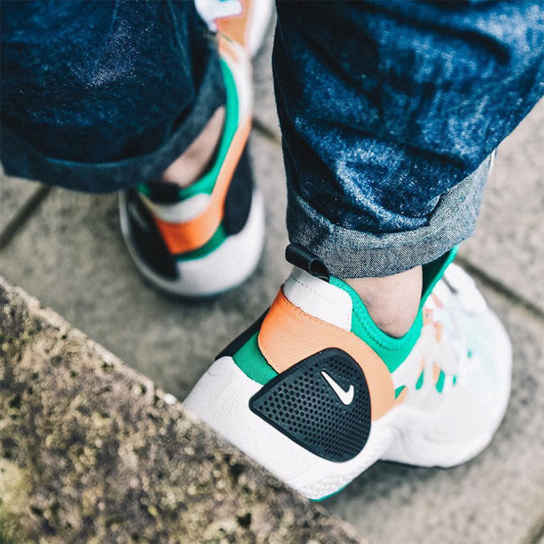 nike huarache edge on feet