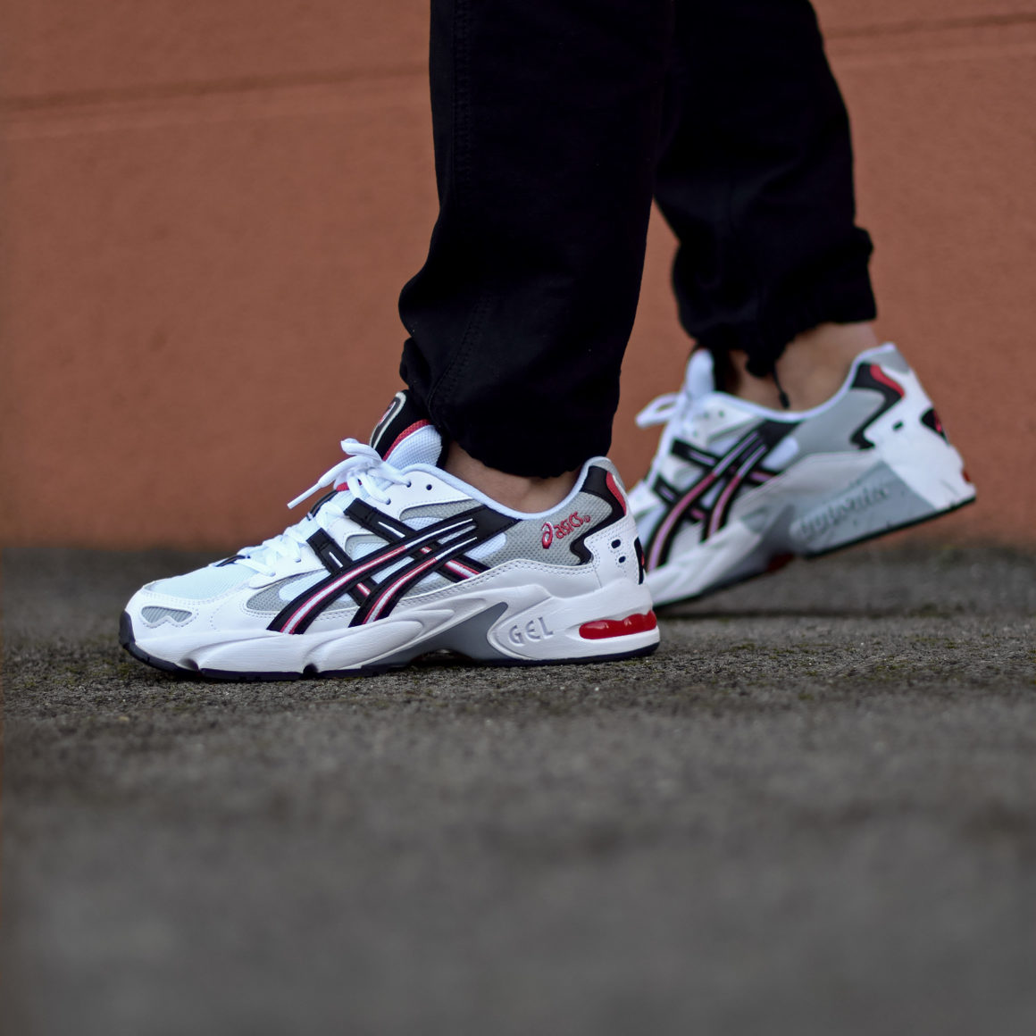 asics kayano 5 og red