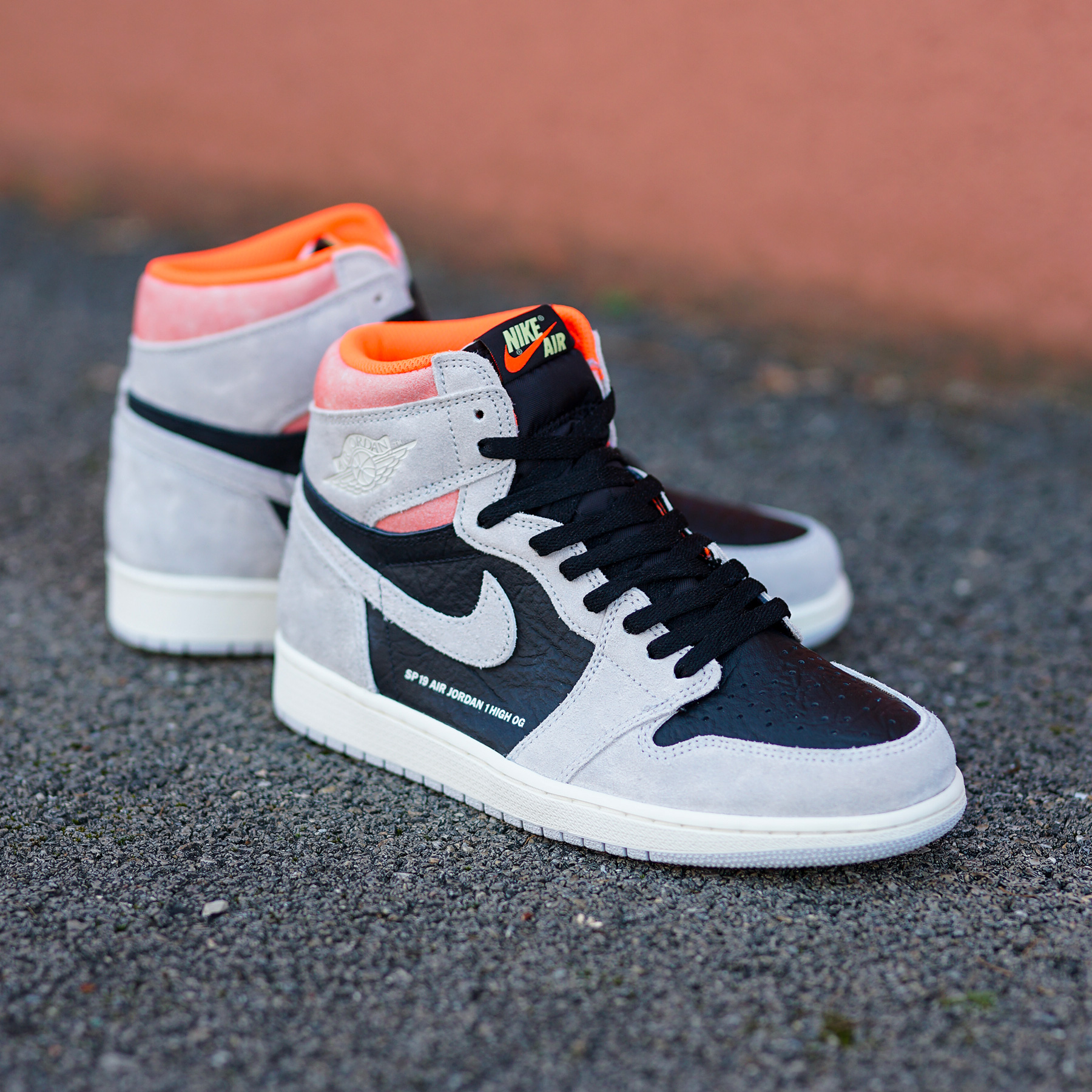 jordan 1 grey hyper crimson