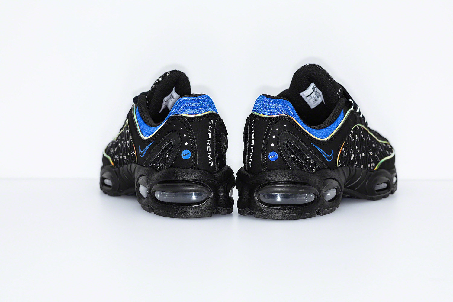 nike air max tailwind x supreme