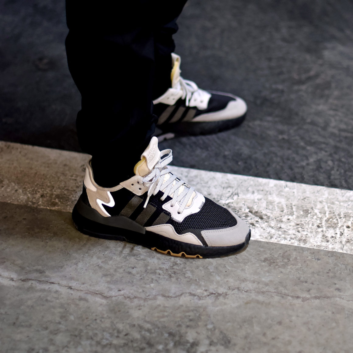 adidas-nite-jogger-black-white-12