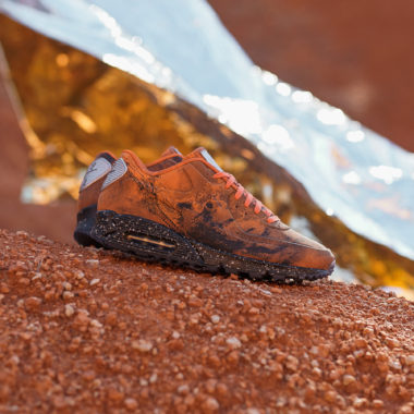 Nike Air Max 90 Mars Landing