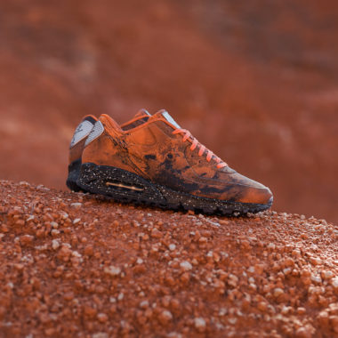 Nike Air Max 90 Mars Landing