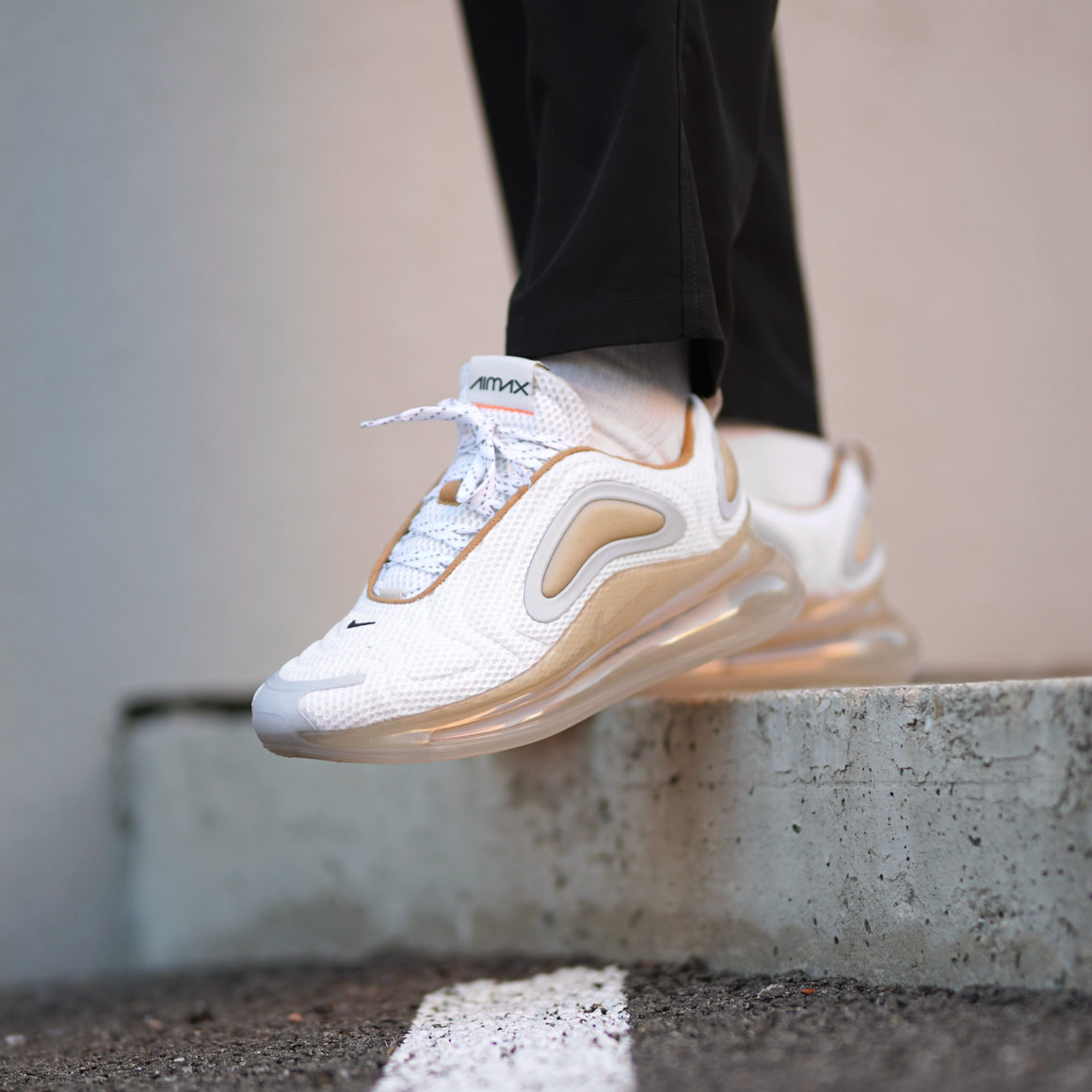 Nike Air Max 720 Pale Vanilla