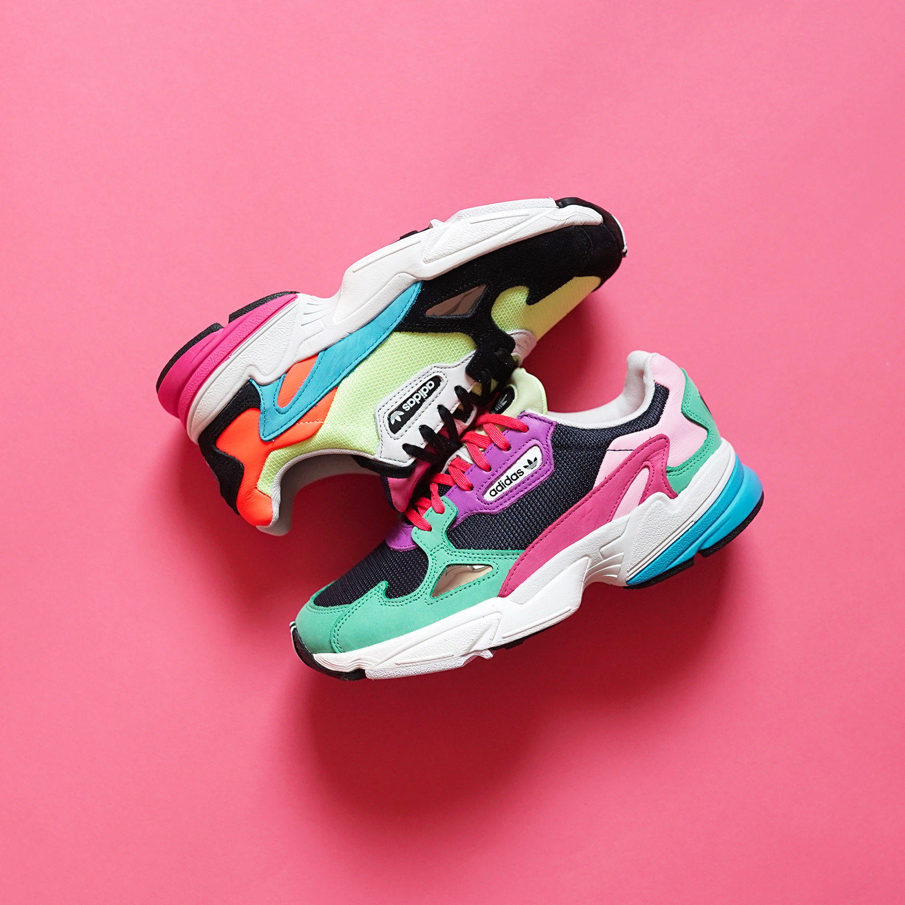 adidas falcon coloré