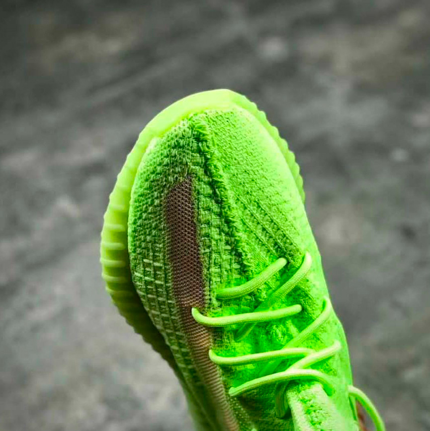 yeezy boost vert fluo