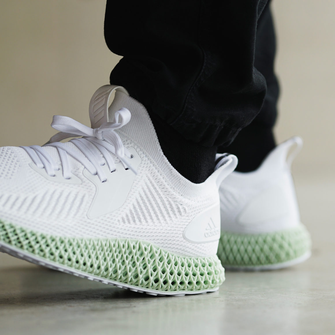 adidas Alphaedge 4D White/Carbon