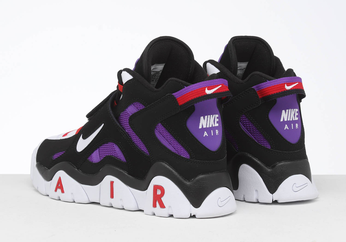 og nike air barrage mid